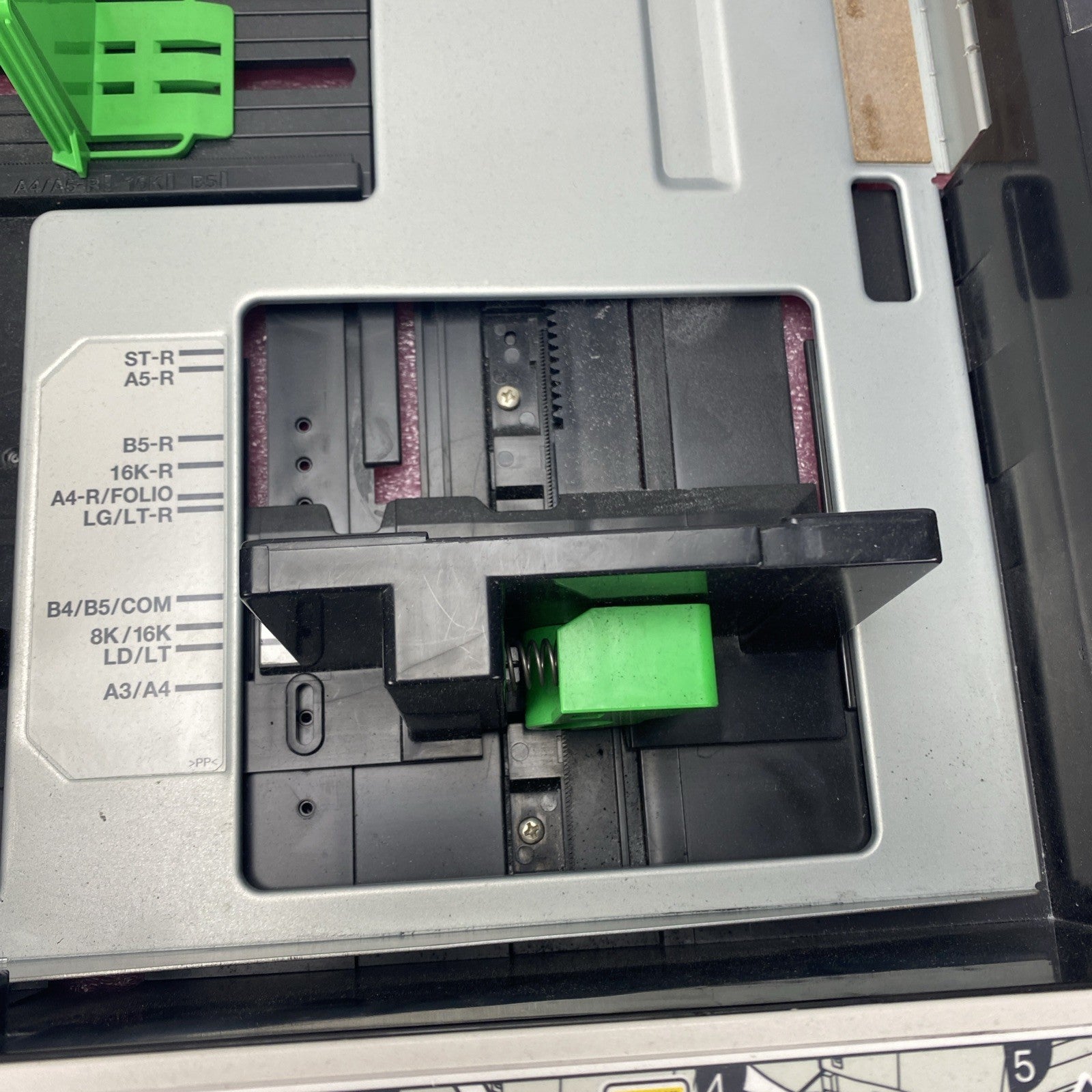 Toshiba  LT paper Tray From 457 E Studio6