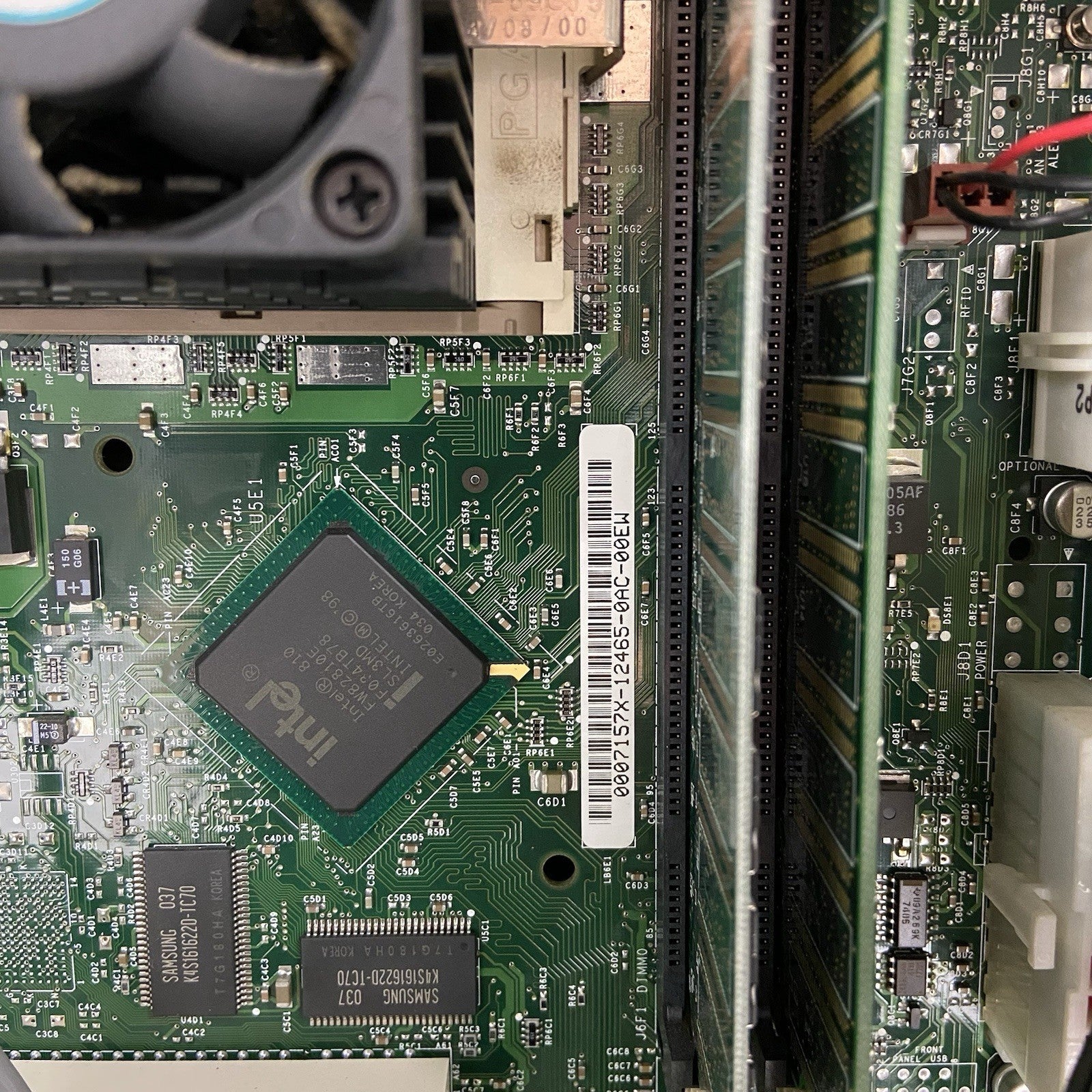Dell Dimension L600CX MT Itnel Celeron 600MHz 192MB RAM No HDD No OS10