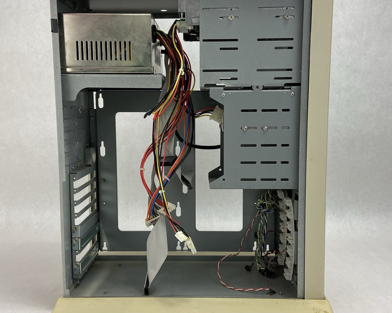 Unbranded Vintage Beige AT Mid Tower Computer Case Power Win 220A 220W PSU