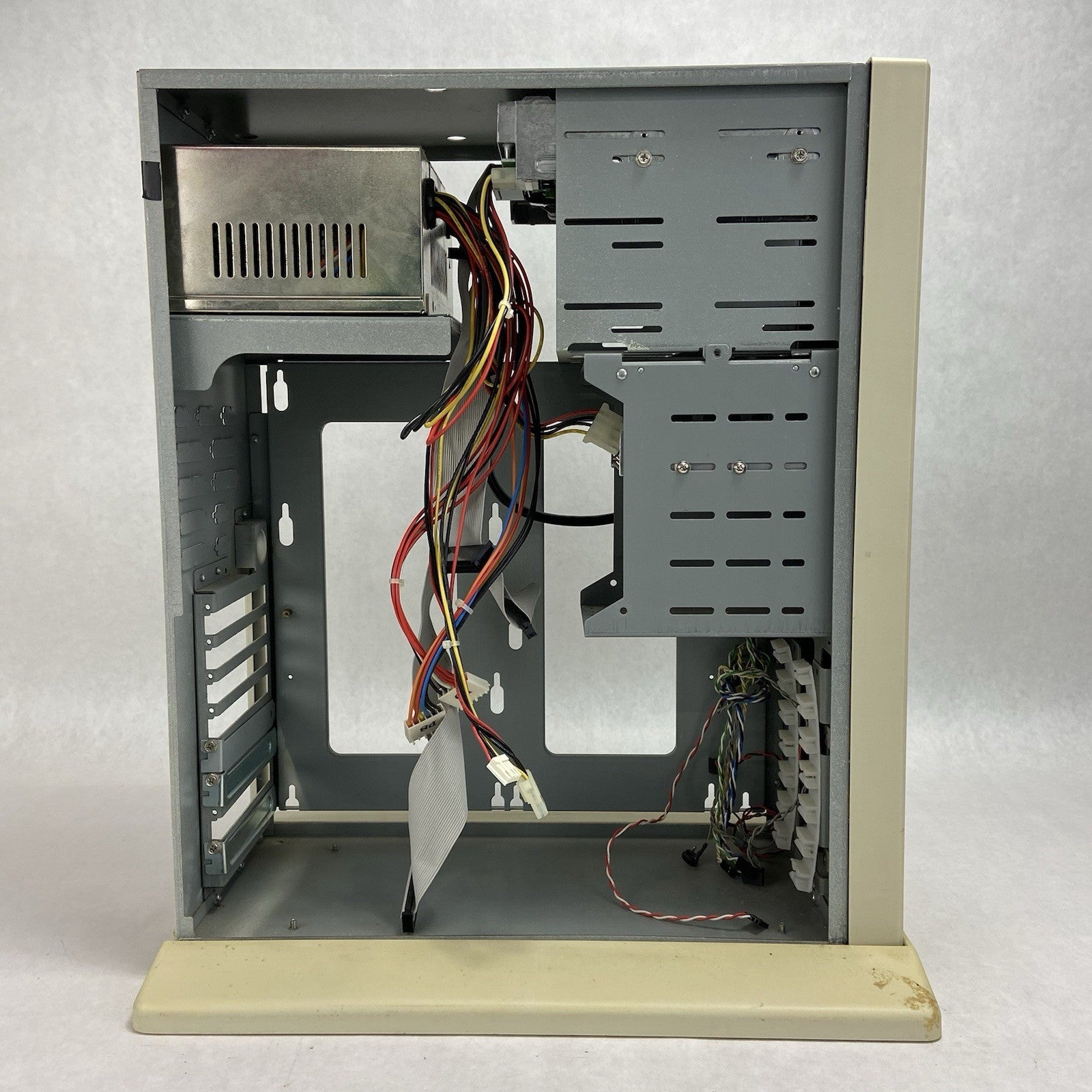 Unbranded Vintage Beige AT Mid Tower Computer Case Power Win 220A 220W PSU5