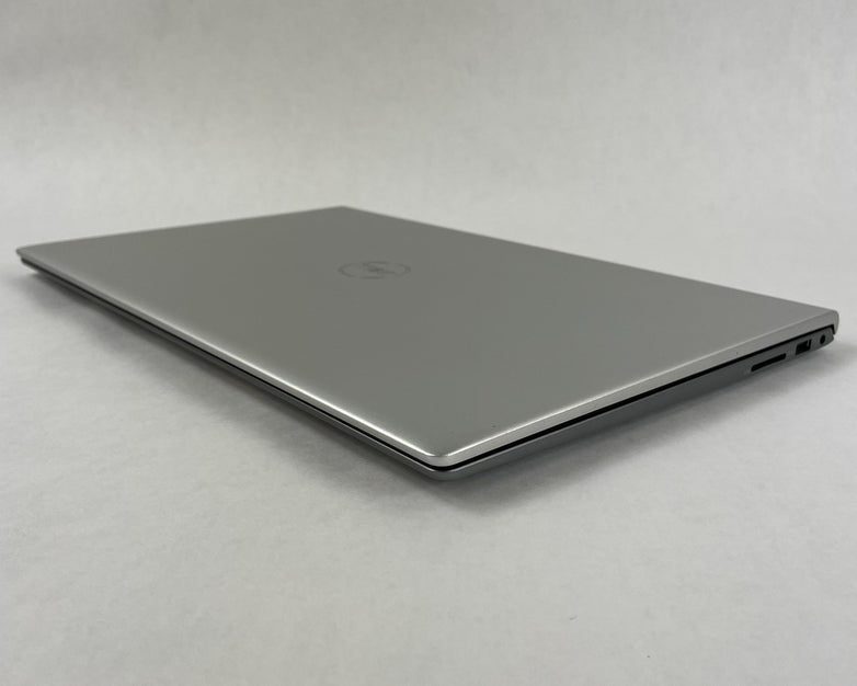 Dell Inspiron 15 5510 15.6" i5-11320H 3.20 GHz 8 GB RAM No SSD/OS/AC