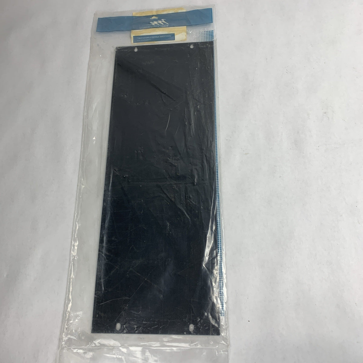 Middle Atlantic PHBL-4 4SP Flat Alum Blank Panel 4U Aluminum Rack Panel4