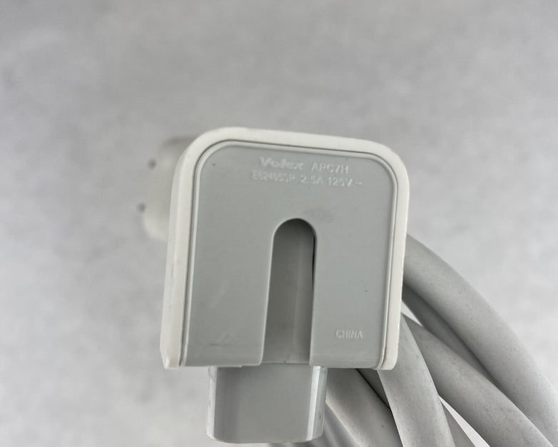 Apple Macbook Charger Volex APC7H Power Cord Charging Extender Cable White
