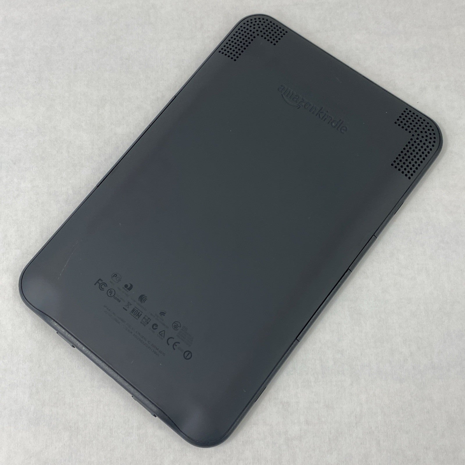 Amazon D00901 Kindle 3rd Gen Keyboard 4GB WiFi 6" Black