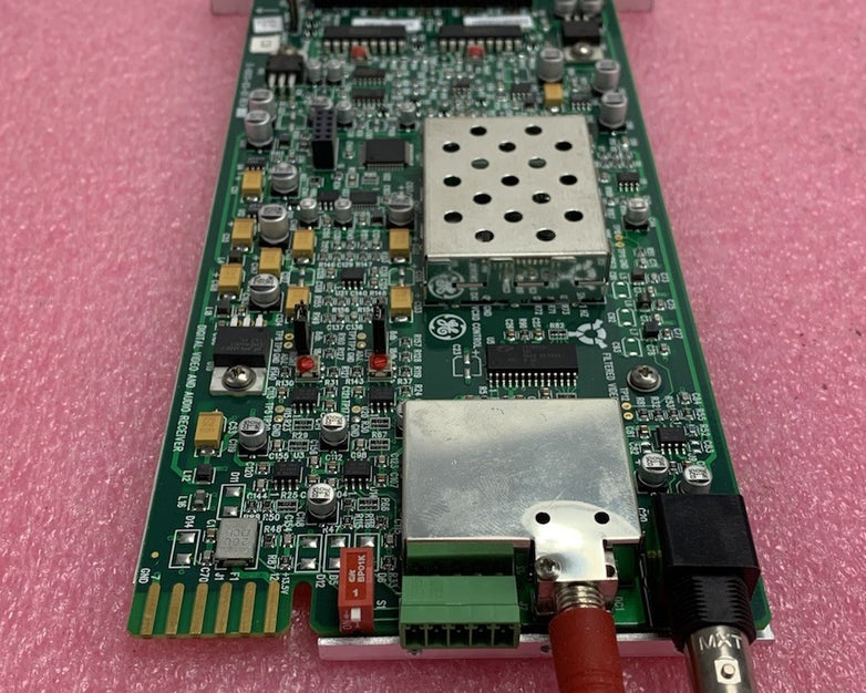 GE Fiber Options B742AVR-RSTL Digital Audio/Video Transmitter