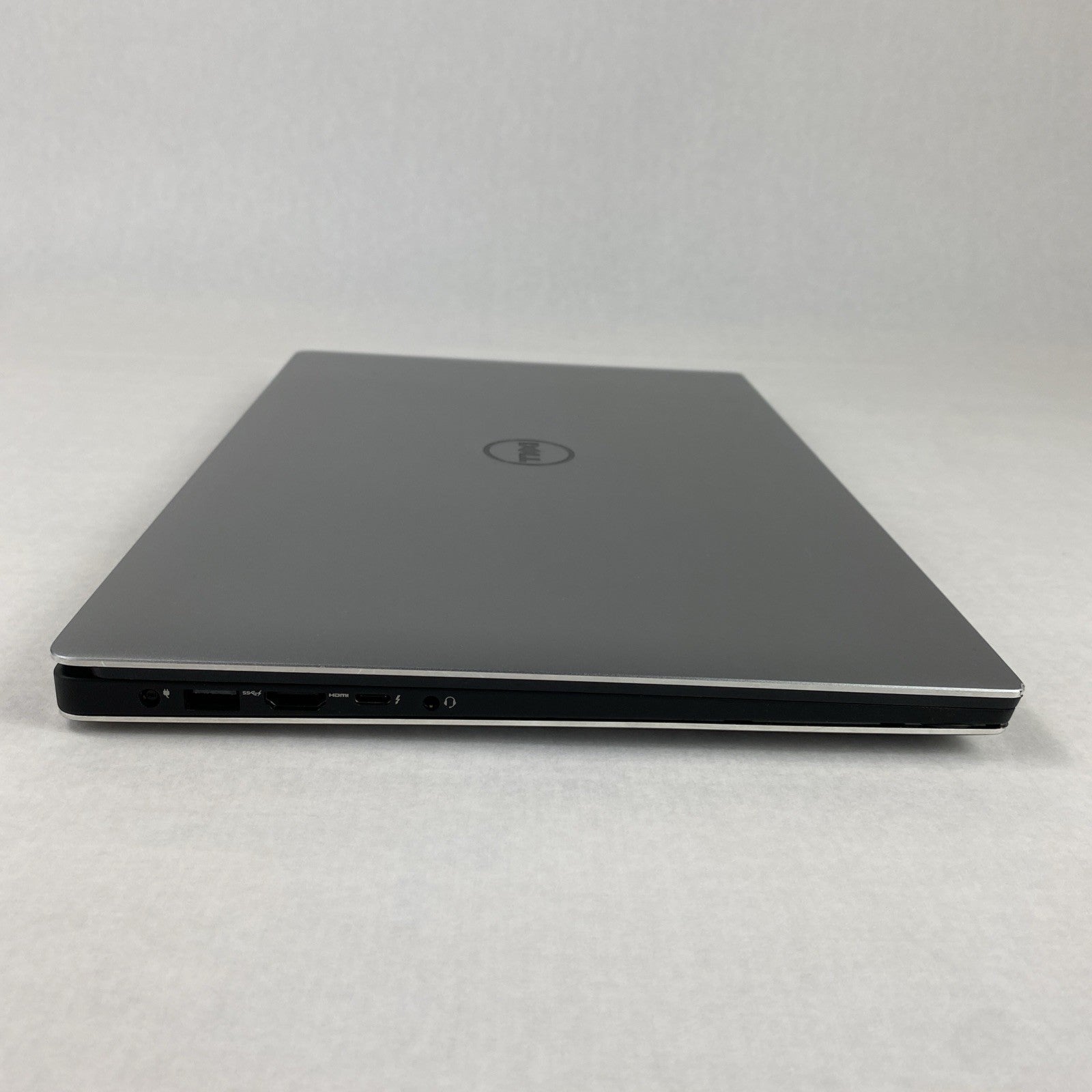 Dell Precision 5510 Intel Core i7-6820HQ 2.7 GHz 8 GB RAM 15.6" No HDD No OS