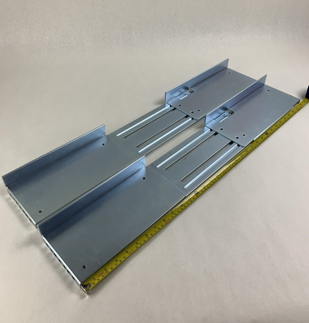 Cisco  700-23702-02 / 700-23703-02 Bottom Support Rails For Cisco Nexus 7000