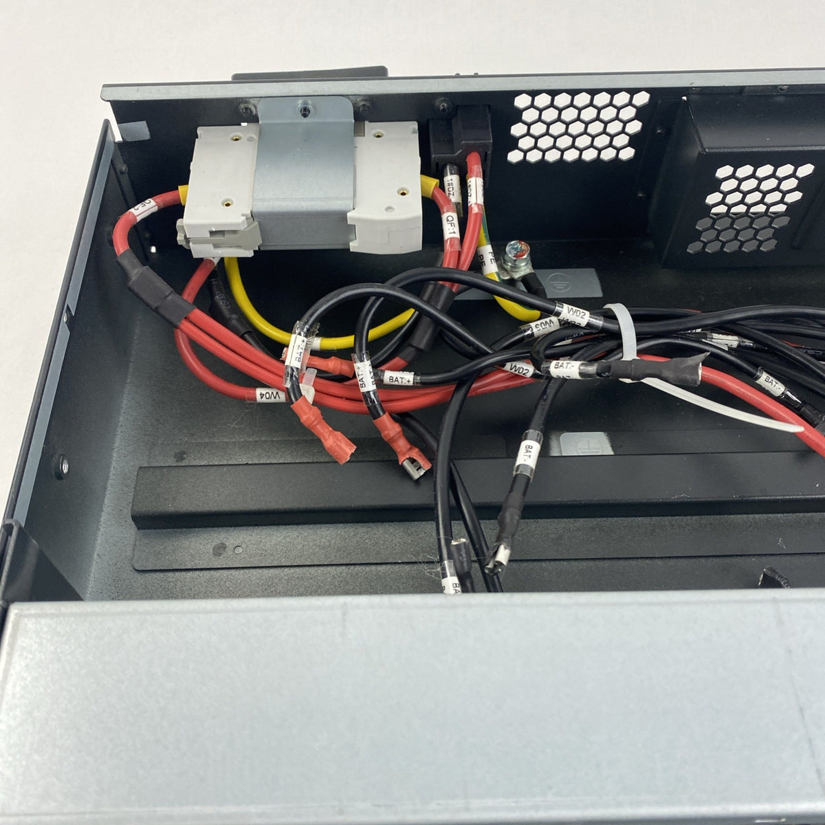 Vertiv Liebert GXT5-EBC48VRT2U GXT5 Tested No Batteries - No Rack Ears No Bezel10