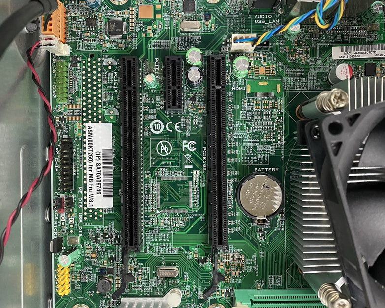 Lenovo ThinkCentre M83 MT Intel Core i7-4770 3.4GHz 8GB RAM No HDD No OS