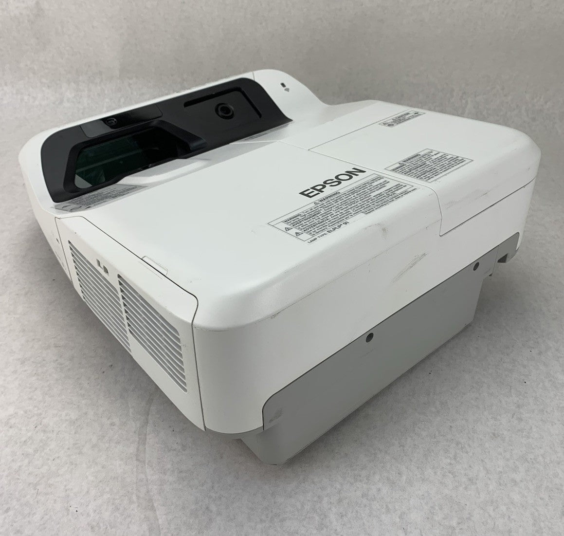 Epson PowerLite 695Wi H740A LCD Lamp Projector 4427 Lamp Hours - No Remote0