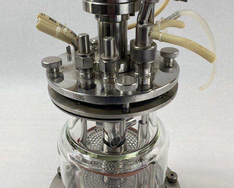 New Brunswick Scientific C842 Glass Jacketed Vessel Bioreactor