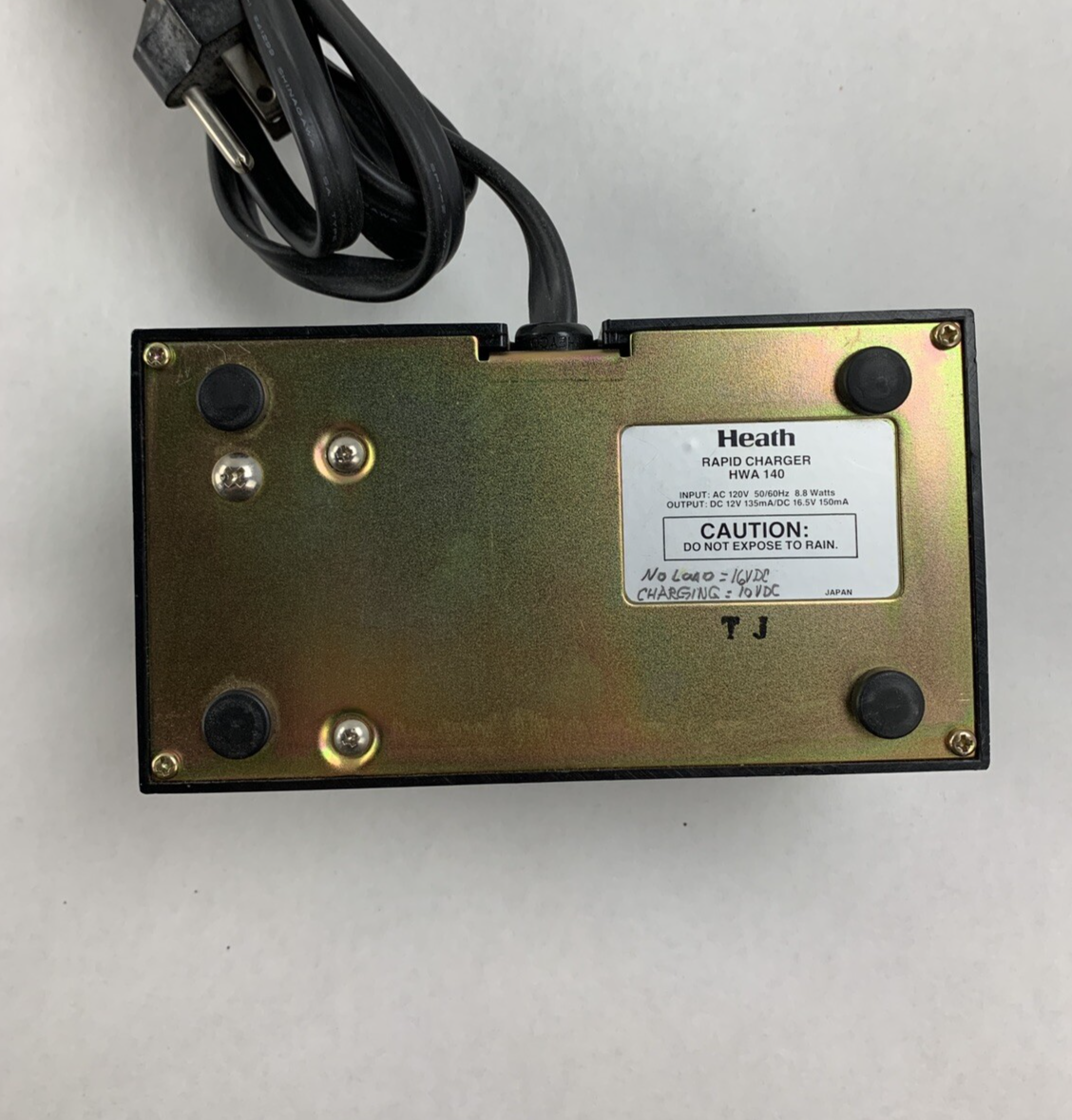 Heath HWA-140  Rapid Charger Input AC 120V 8.8 Watts Output DC 12V 16.5V 150mA