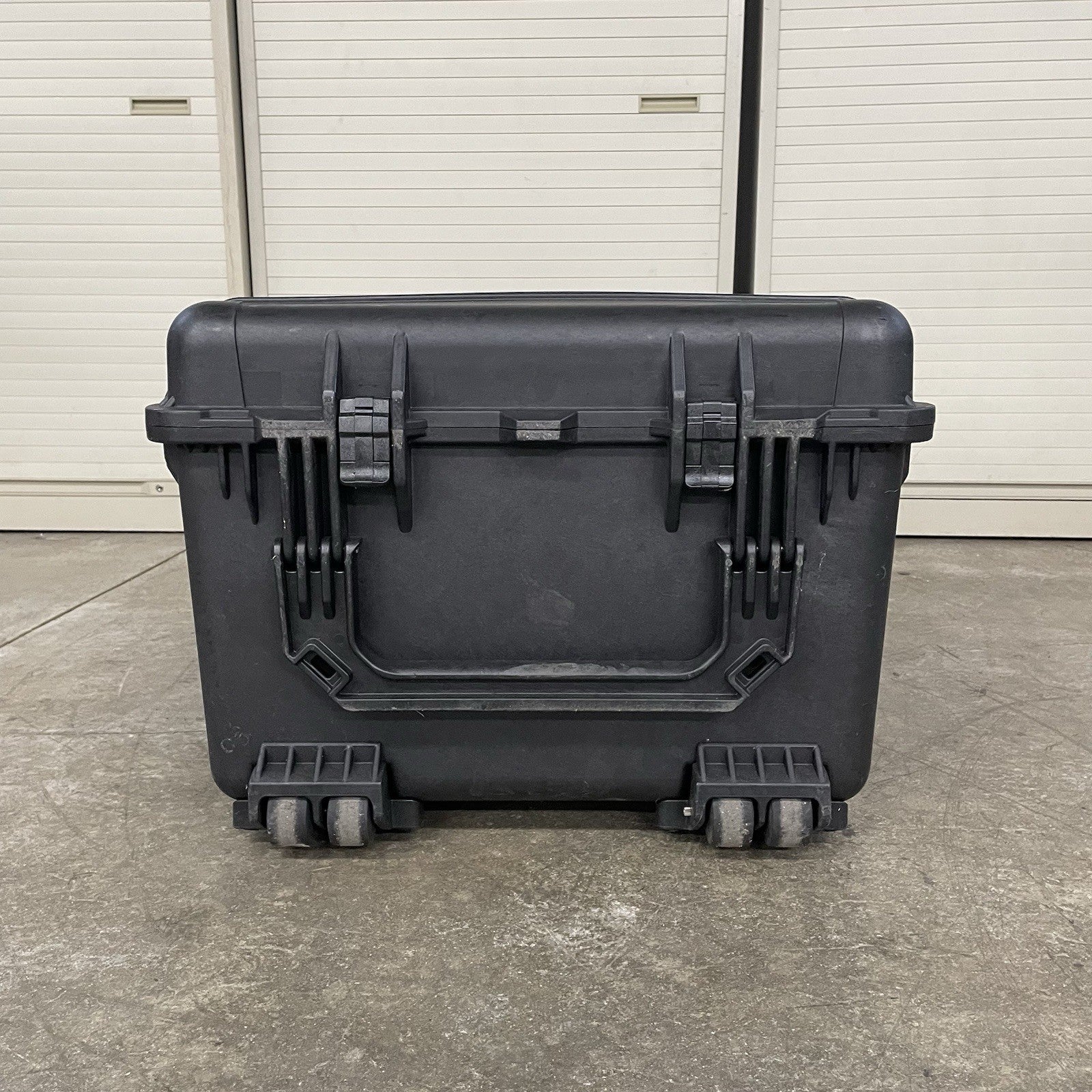 Pelican 1630 Wheeled Protector Hard Case With Foam6