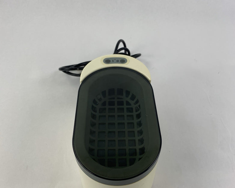 Branson 200 Ultrasonic Cleaner - Powers On