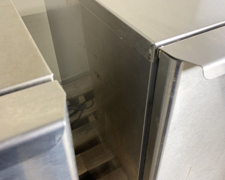Hoshizaki Ice Maker AM-50BAE-AD Commercial Ice Maker Untested For Parts & Repair