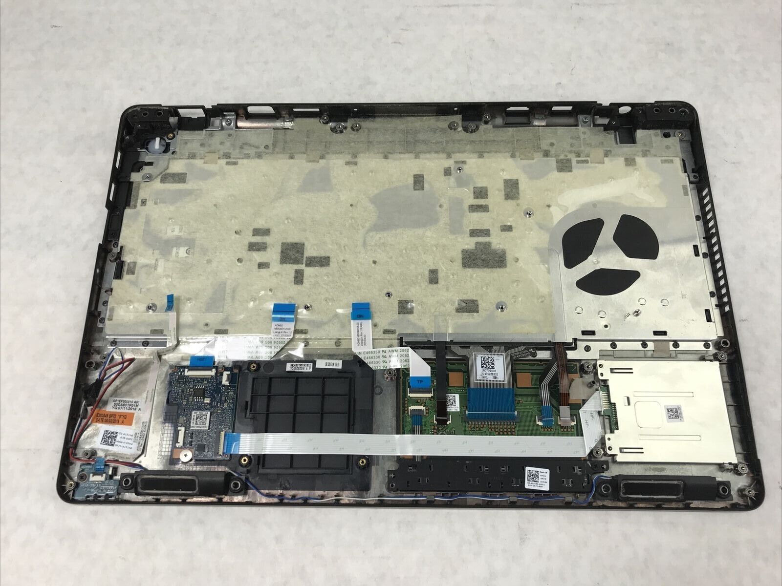 Dell A151N6 Latitude 5570 Palmrest Touchpad BIC03 A151N6 w/ Keyboard FP37Y