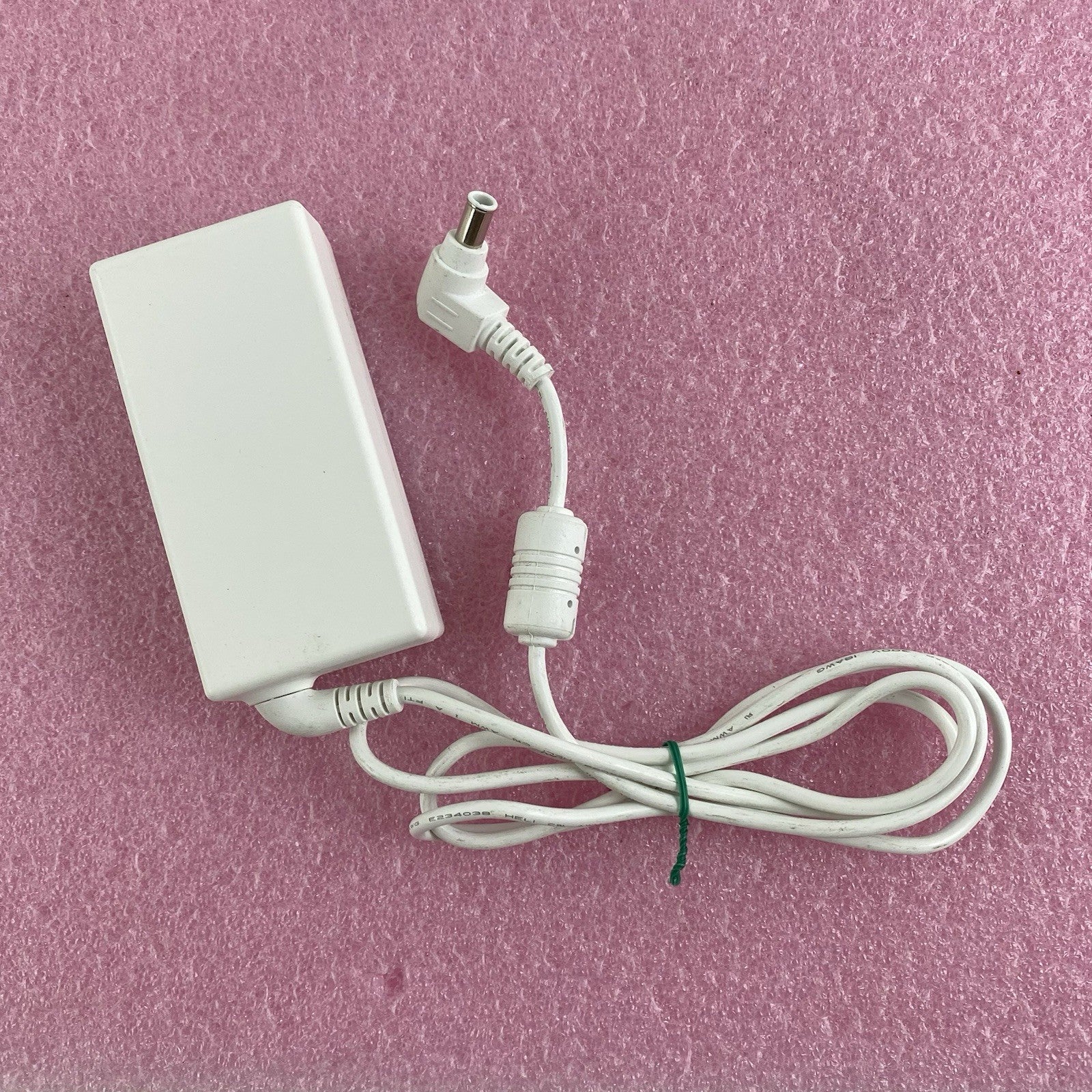 PFU Limited DA-40A16 40W AC Adapter No Power Cord Lot of 31