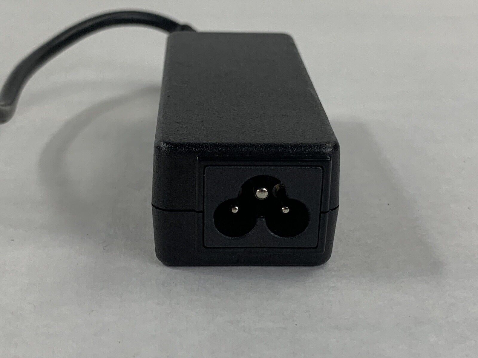 19.5V 2.05A HP HSTNN-DA18 Laptop AC Adapter OEM Genuine 580402-003 (P7) Lot of 3