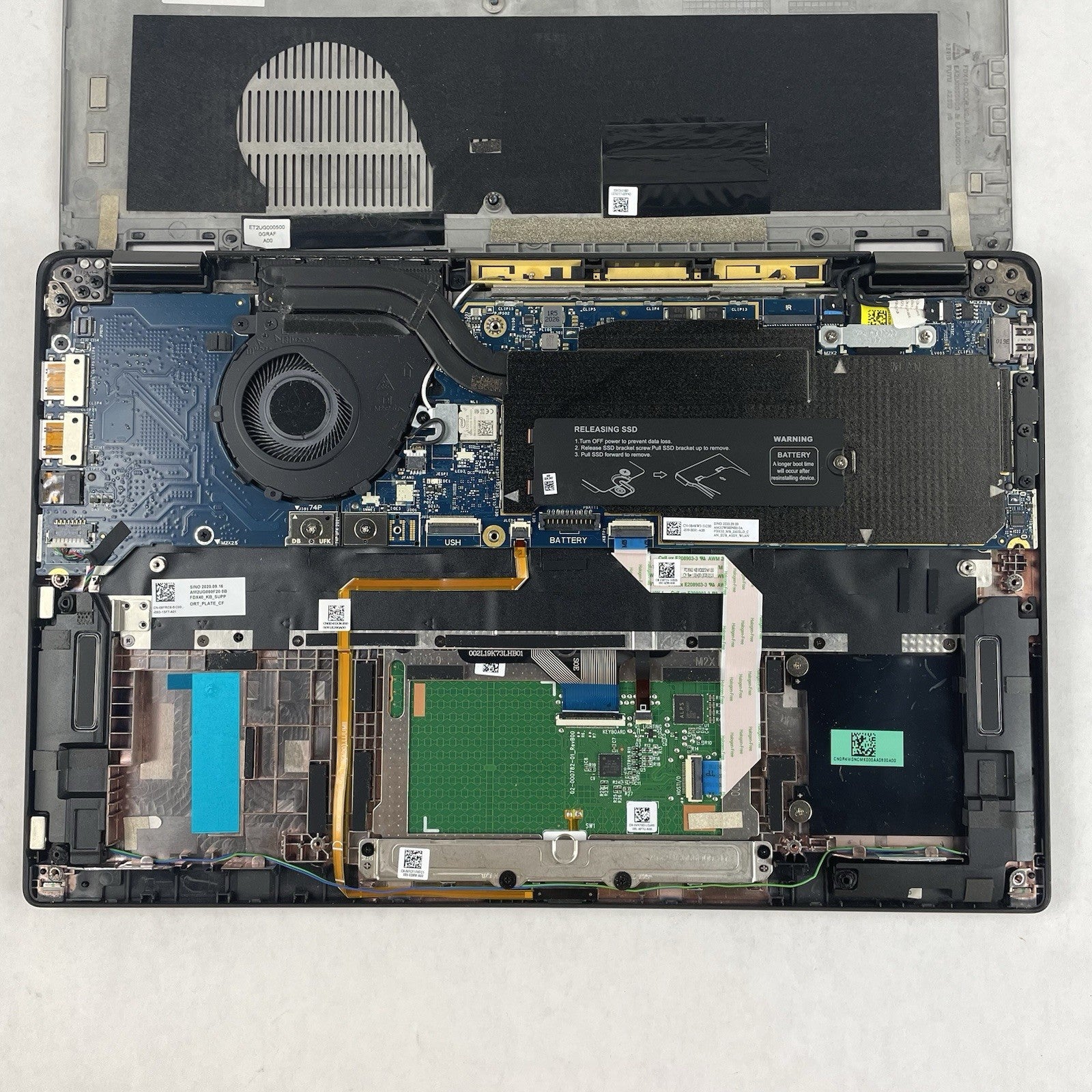 Dell Latitude 7410 14" i7-10610U 1.80 GHz 16 GB RAM No SSD/OS/AC/Batt16