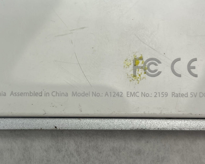 Apple A1242 Wired Keyboard English