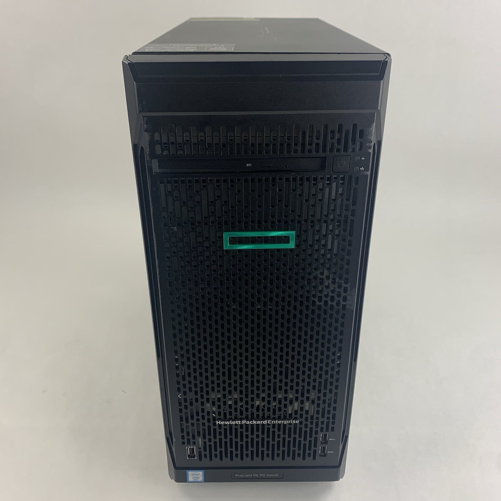 HP ML110 Gen10 8xSFF Server 1x Bronze 3104 1.7 GHz 24 GB Ram No HDD No OS1