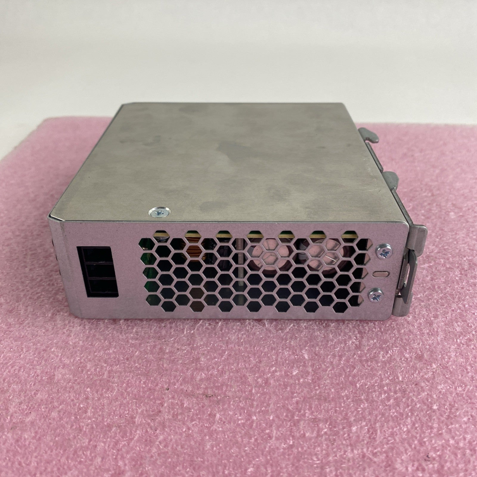 Delta DRL-48V120W1AA Switching Power Supply4