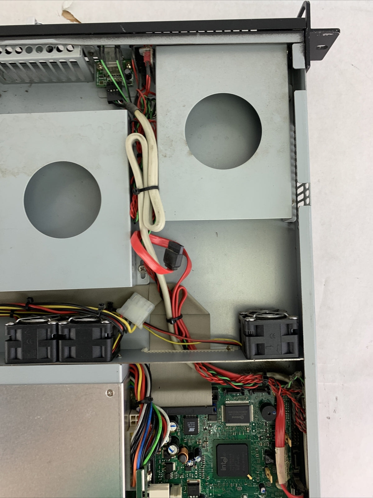 Intel SE7230NH1LX Motherboard Intel Pentium D 2.8GHz 8GB RAM No HDD No OS