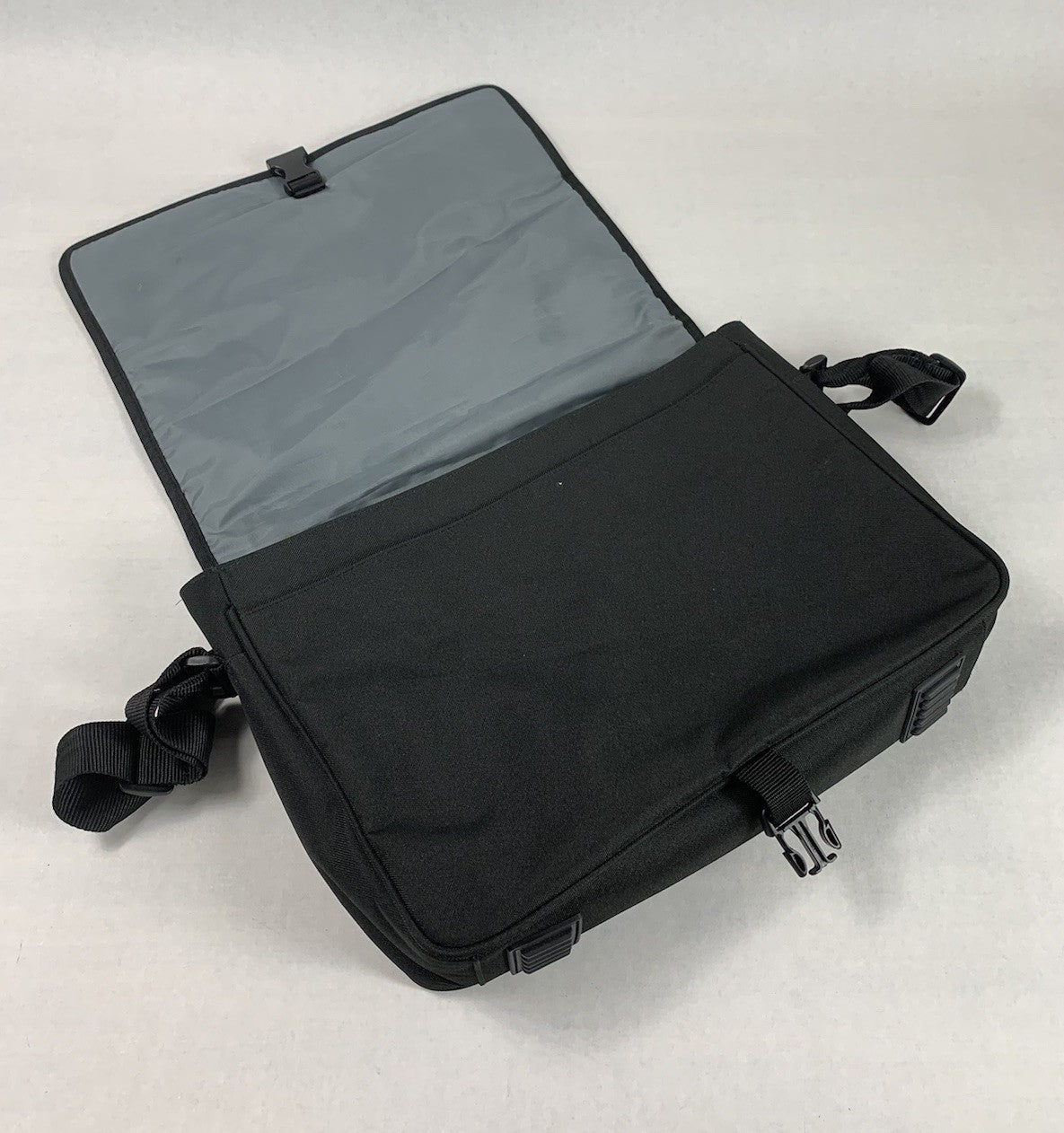 Microsoft Vintage Laptop Messenger Bag 16" x 12"