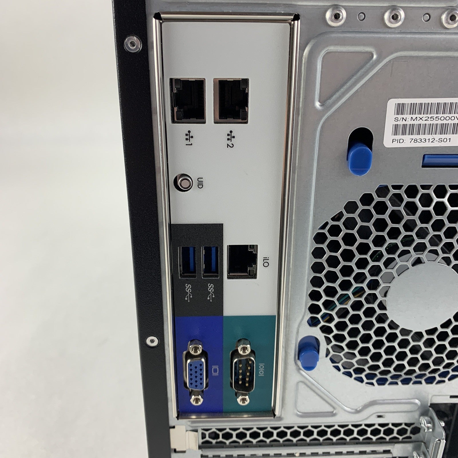 HP Proliant ML310e Gen8 v2 Server Xeon E3-1220 V3 3.1 GHz 8 GB Ram No HDD No OS