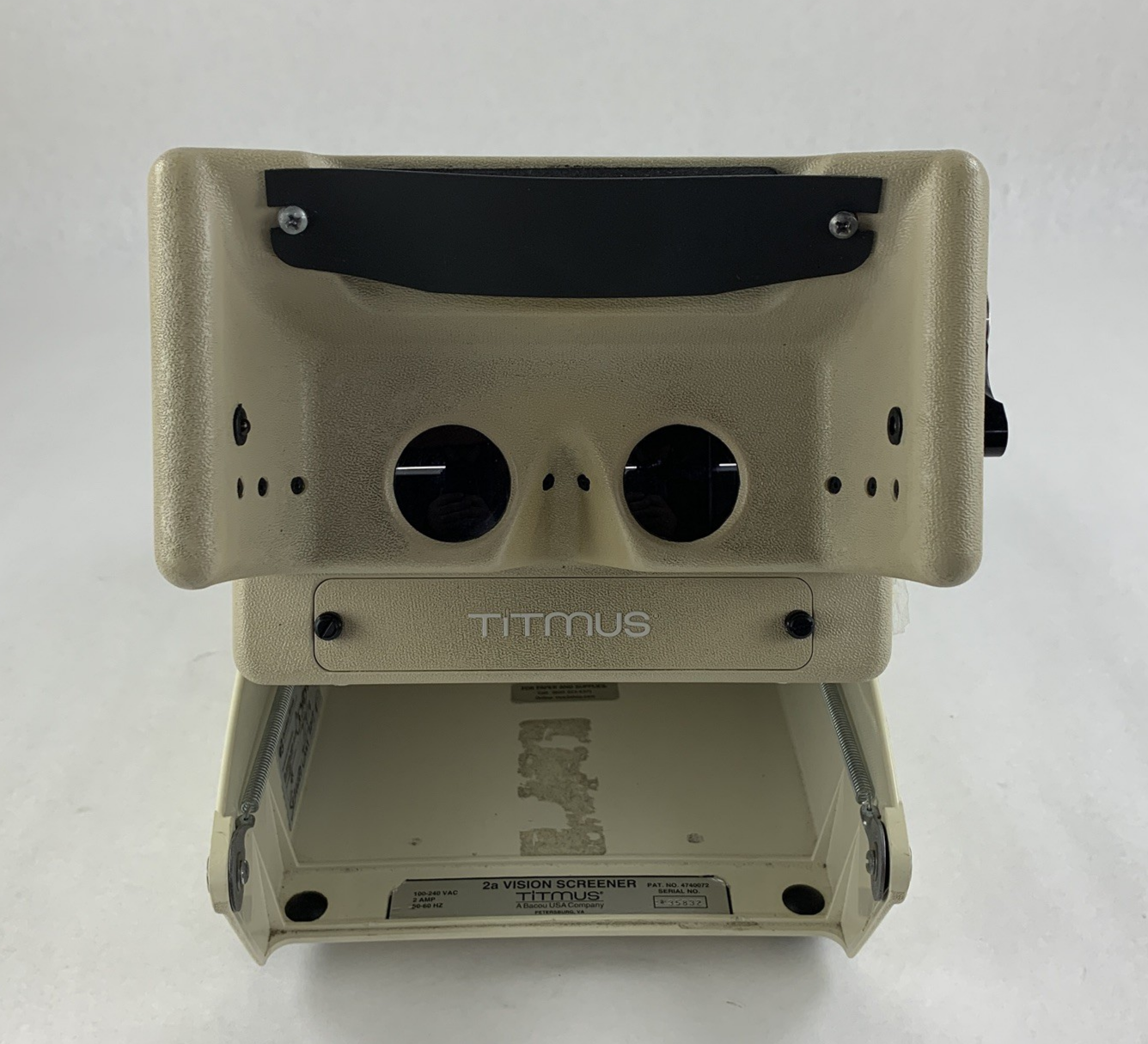 Titmus 2a Vision Screener Tester Powers on W/ Manual and Test Card
