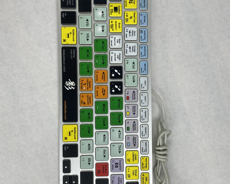 Apple A1242 Motibodoboard V2.00LR Adobe Lightroom keyboard
