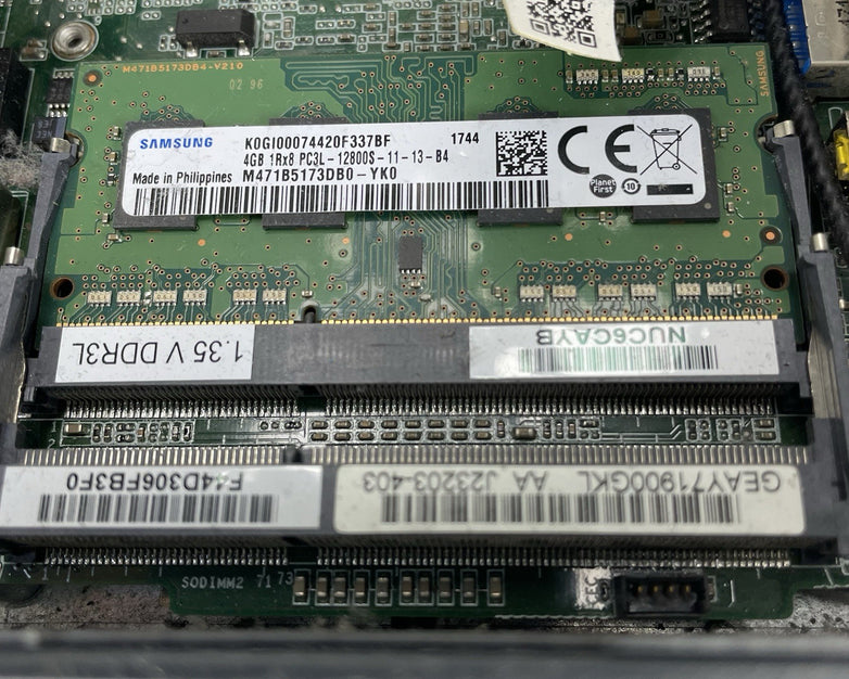 Intel NUC Micro NUC6CAY Celeron J3455 1.50 GHz 1x4 GB RAM No SSD No OS