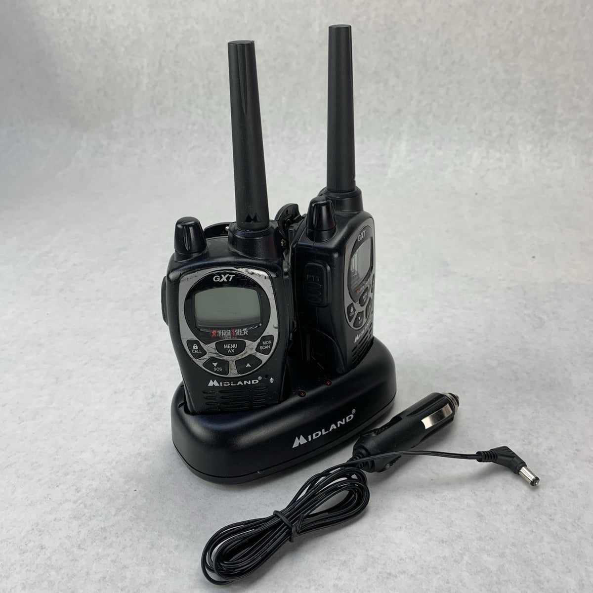 Midland GXT1000 GMRS 2-Way Radio Set of 2 Charge base Car Adapter - No Batteries0