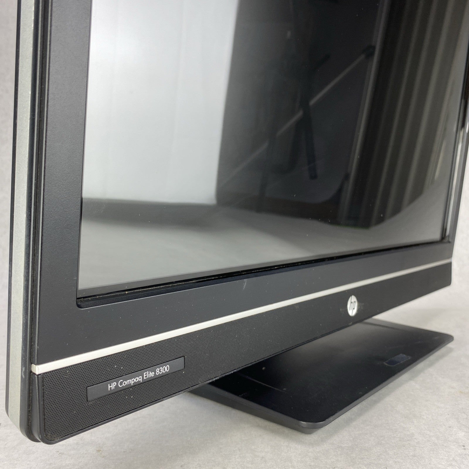 HP Compaq Elite 8300 AIO 23" Touch i5-3470 3.20GHz 4GB RAM DVDRW Stand No HDD OS