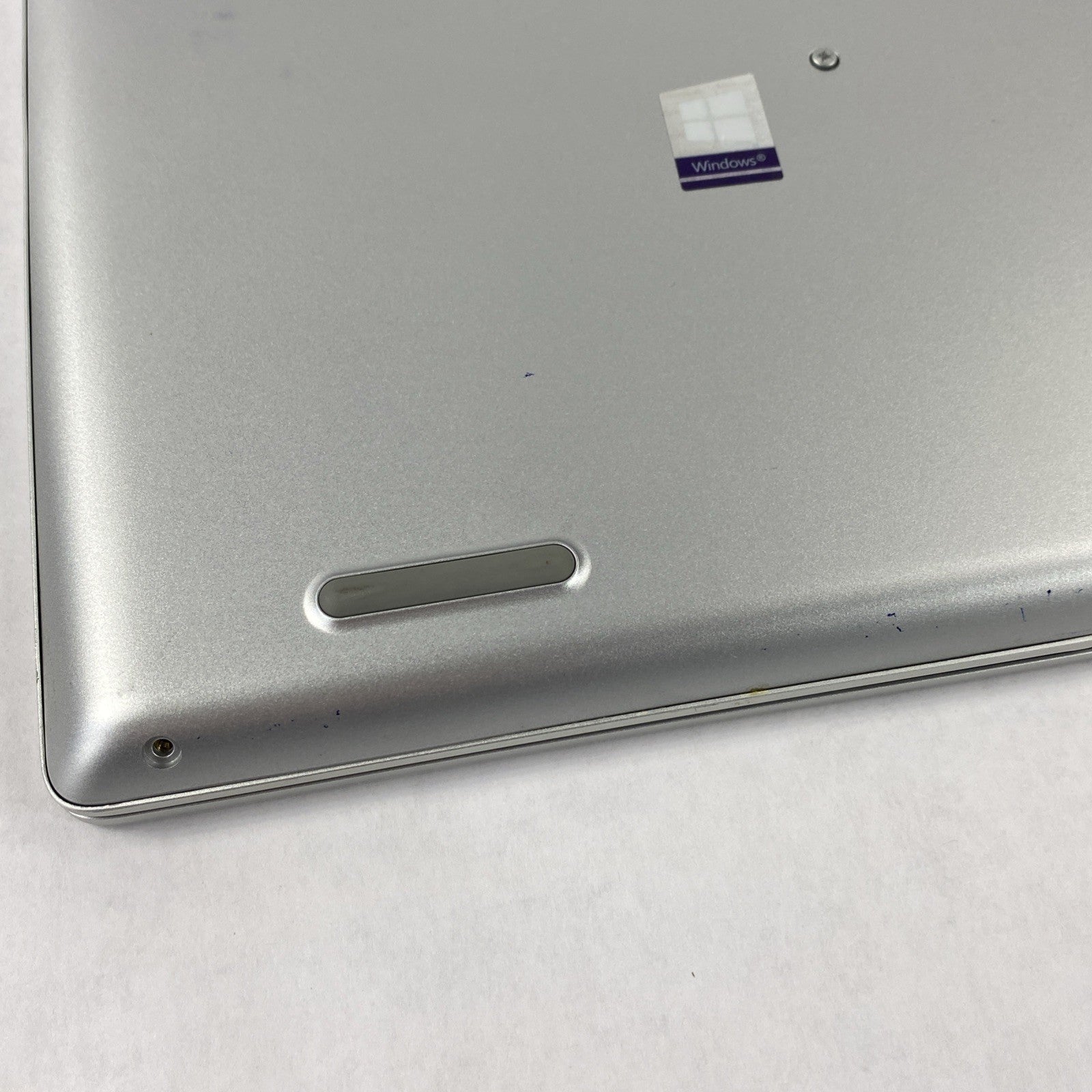 HP ProBook 440 G6 Intel Core i7-8565U 1.8 GHz 8GB RAM 14" No HDD No OS