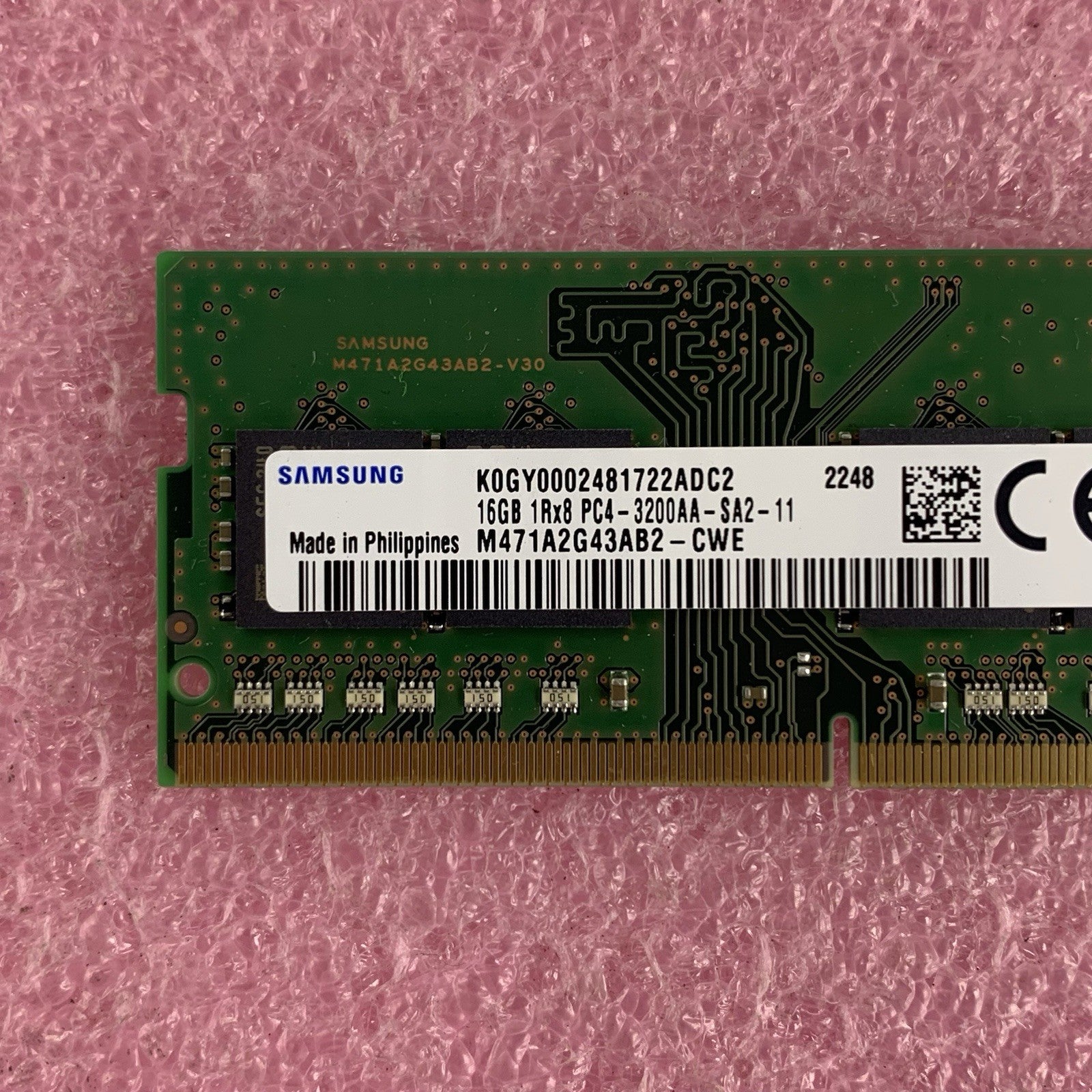 Samsung M471A2G43AB2-CWE  16 GB DDR4 SO-DIMM PC4-3200 260-Pin Laptop Memory Ram2