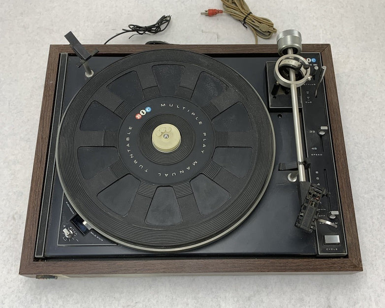 BIC Belt Drive 980 Vintage Turntable - Parts or Repair