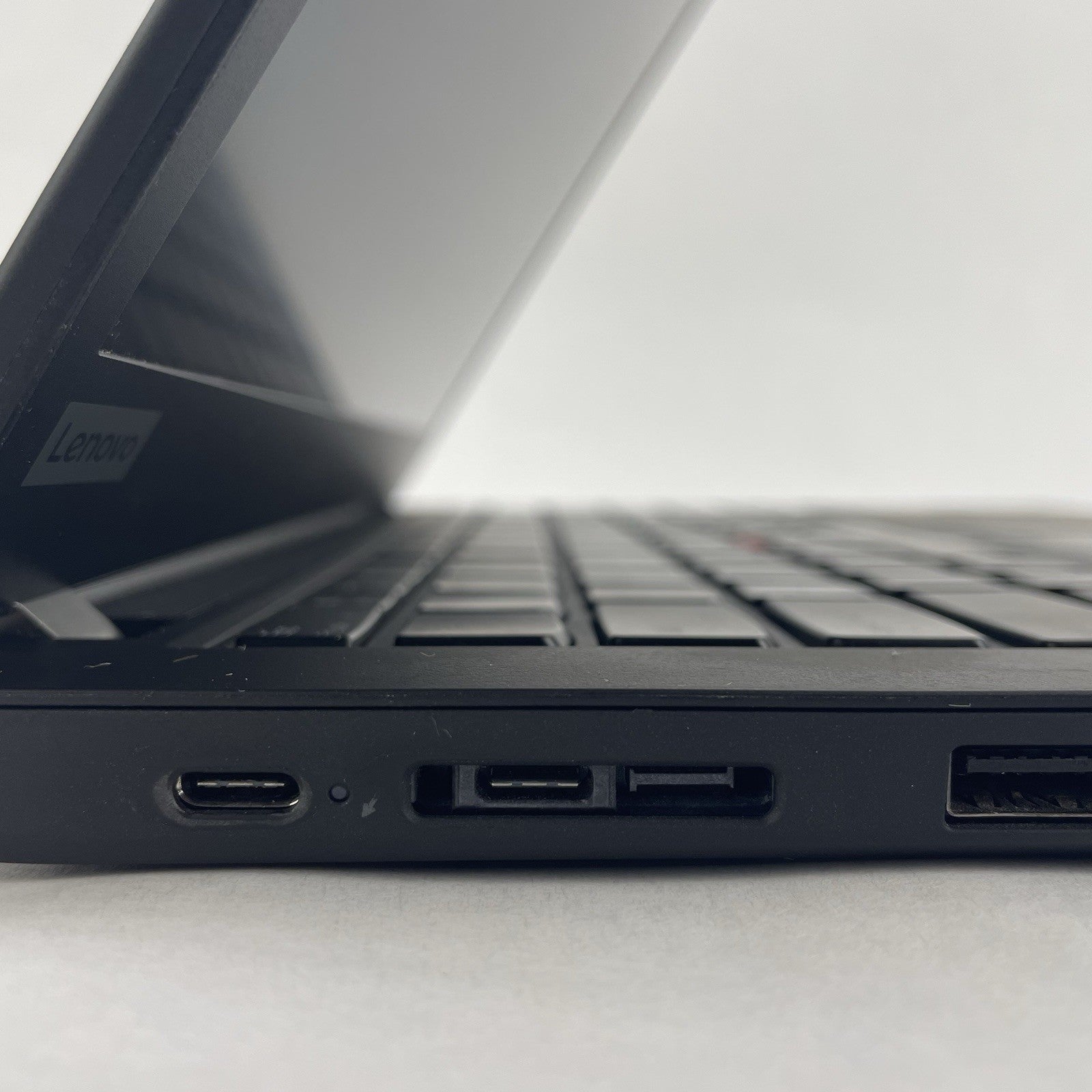Lenovo ThinkPad T14 Gen 1 14" i5-10310U 1.70 GHz 8 GB RAM No SSD/OS/AC5