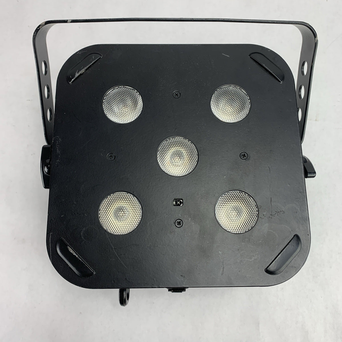 Chauvet DJ Freedom Par Quad-5 240V 116W Battery Power Wireless LED Wash Uplight3