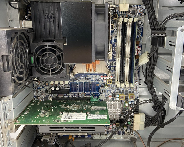 HP Z420 Workstation MT Intel Xeon E5-1620 3.6GHz 8GB RAM No HDDOS GeForce G3-63