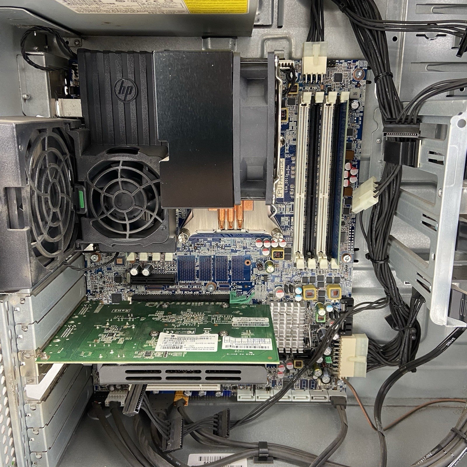 HP Z420 Workstation MT Intel Xeon E5-1620 3.6GHz 8GB RAM No HDDOS GeForce G3-6310