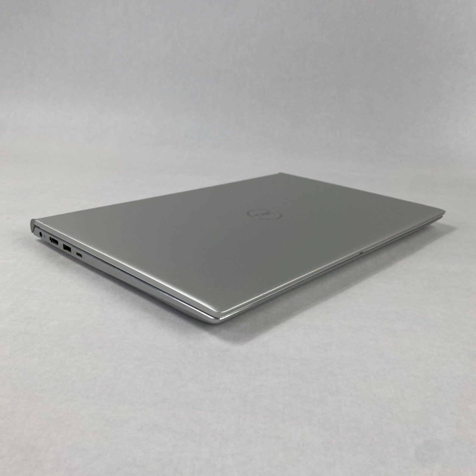 Dell Inspiron 15 7501 15.6" Touch i5-10300H 2.5GHz 16GB RAM No Battery No HDD/OS