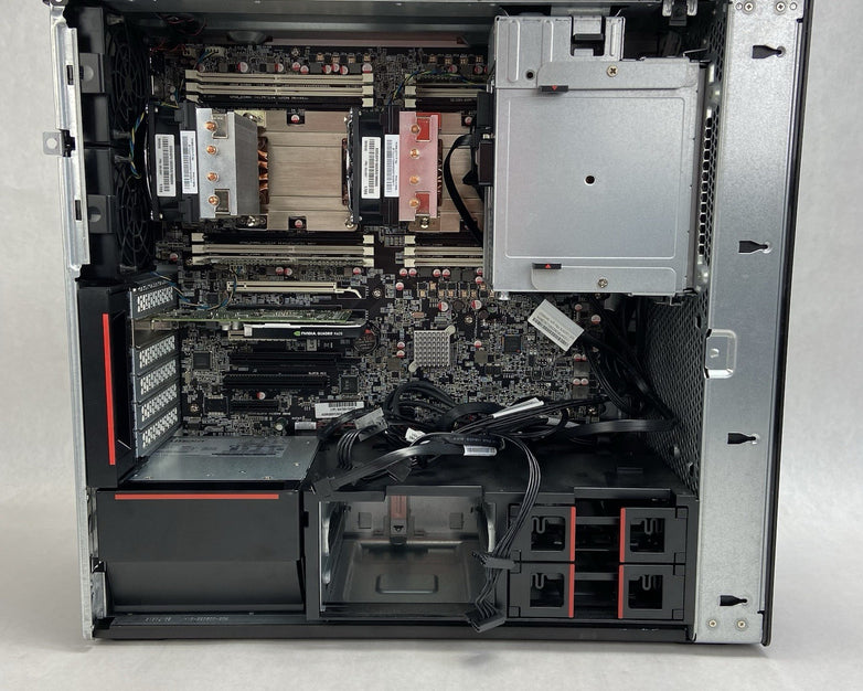 Lenovo ThinkStation P710 2x Intel Xeon E5-2620 V3 2.4GHz 32GB RAM No HDD No OS