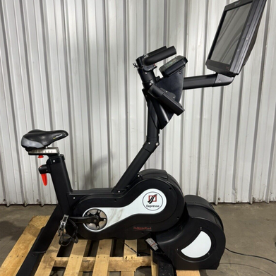 Expresso HD Interactive Upright Bike Tested Works Screen Freezes