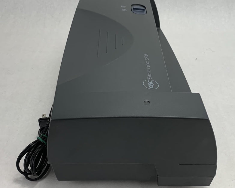 GBC Electric Punch 3230 - Tested
