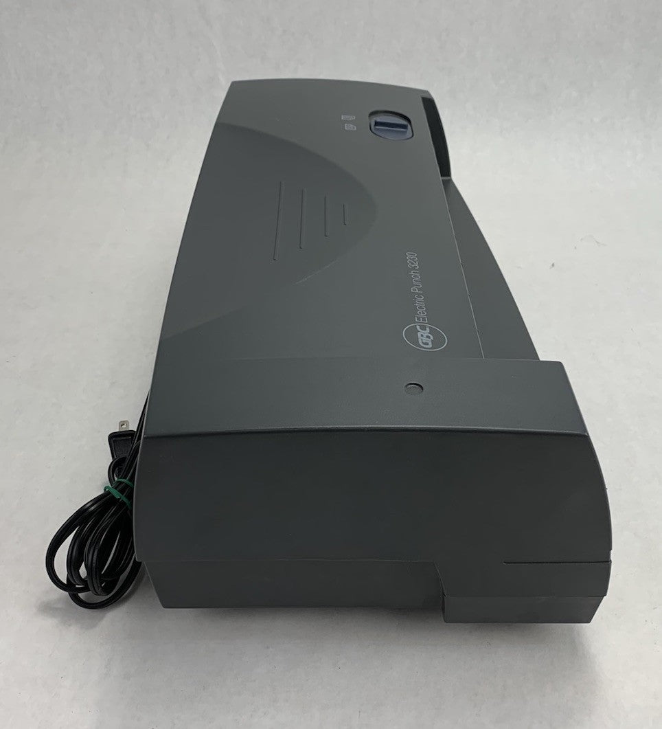 GBC Electric Punch 3230 - Tested5
