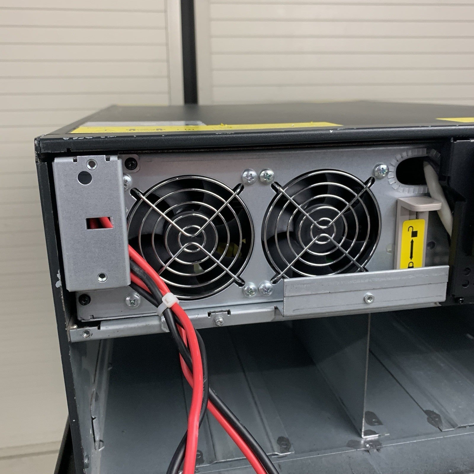 Emerson-Liebert GXT3-8000RT208 8000va 240v UPS Fault A and B Parts and Repair2
