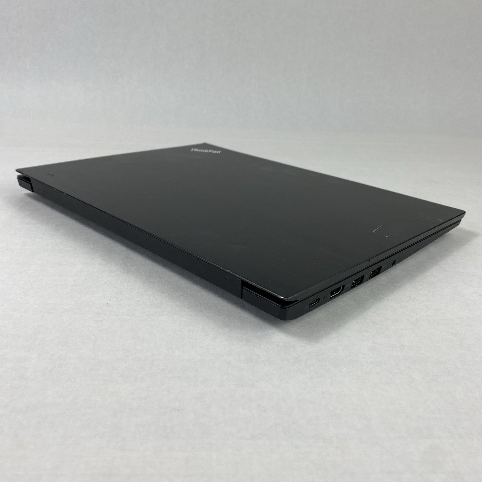 Lenovo ThinkPad E490 Core i5-8265U 1.6GHz 8GB RAM 14" No HDD No OS