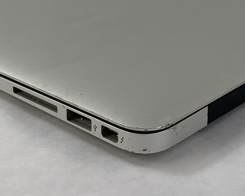 Apple MacBook Air A1369 2011 13" 1.7GHz i5 4GB RAM 250GB SSD os10.13.6 109Cycles
