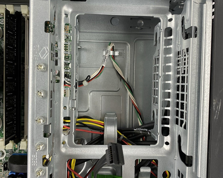 HP EliteDesk 800 G1 SFF Intel Core i7-4770 3.4GHz 8GB RAM No HDD No OS